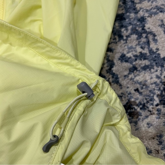 Mountain Equipment Company Yellow Light Weight Packable Hooded Windbreaker Large - Picture 5 of 12